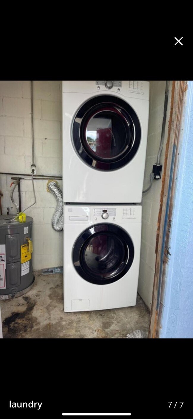 Building Photo - 434 N 17th St