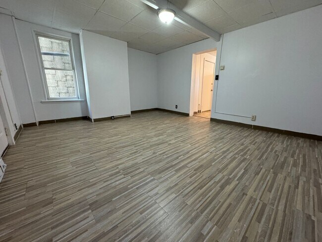 Building Photo - 1411 Liberty St