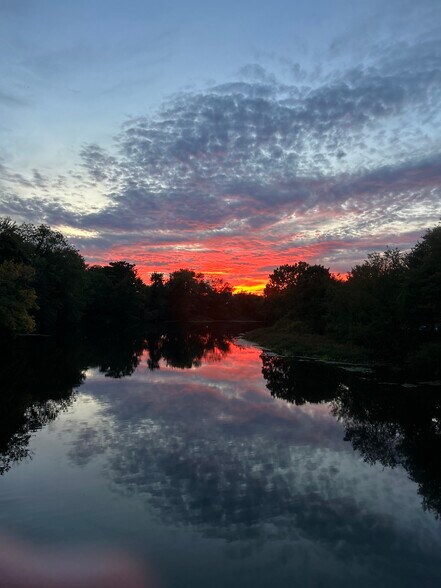 Walk to Charles River, Waverley Square, 71 and 73 - 36 Pierce Rd