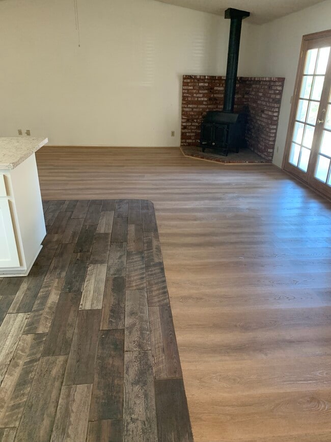 Dining Room - 617 S Gold Canyon St