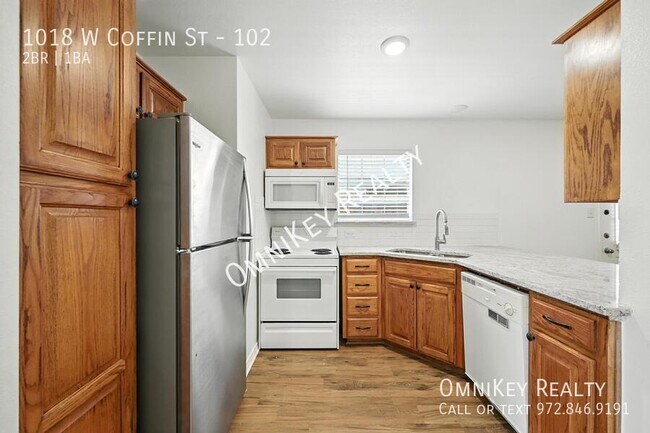 Building Photo - 1018 W Coffin St