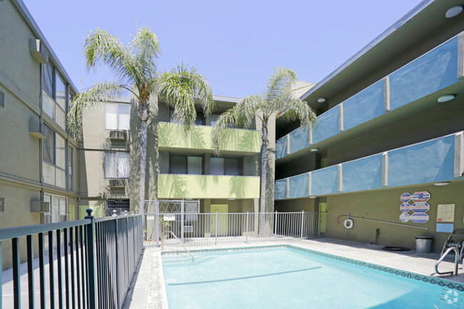 Building Photo - Mardette Apartments