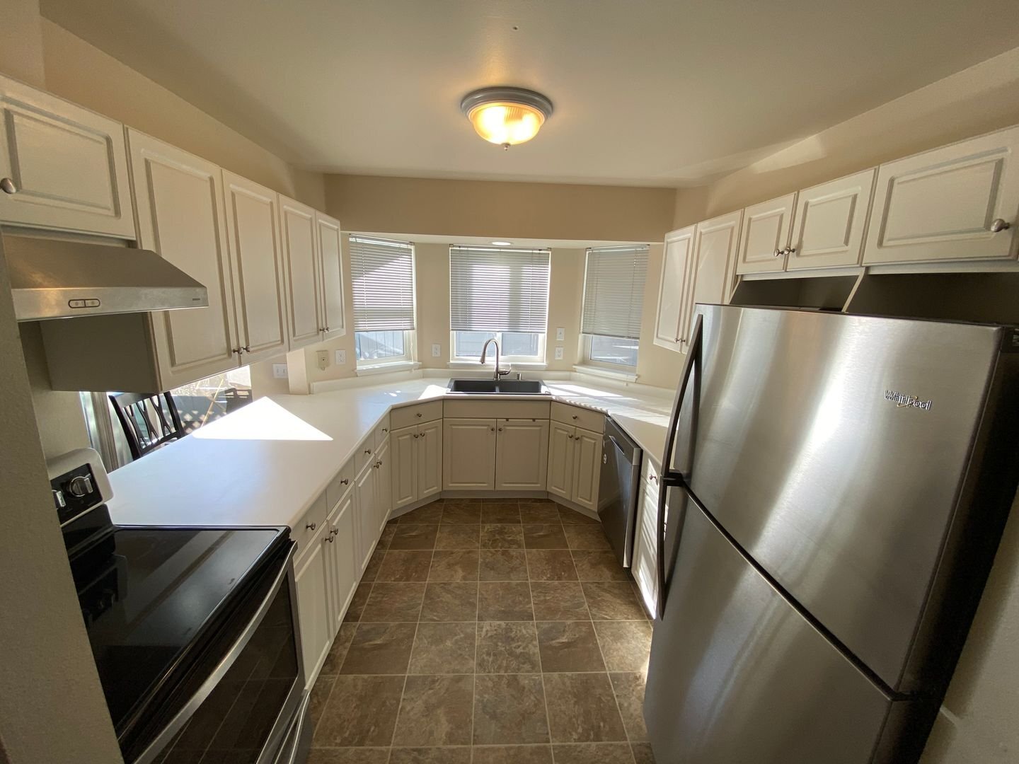 Building Photo - 3378 Northwest Ave