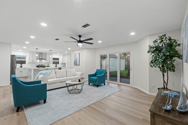 Building Photo - 2610 Moss Hill Dr