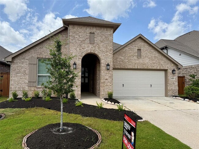 Building Photo - 18211 County Shores Ln