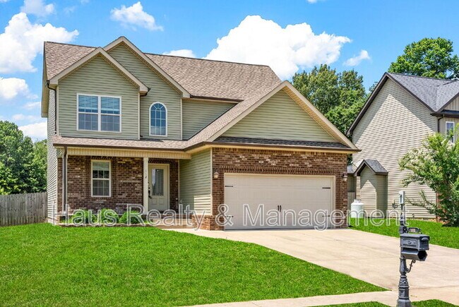 Primary Photo - 112 Sycamore Hill Dr