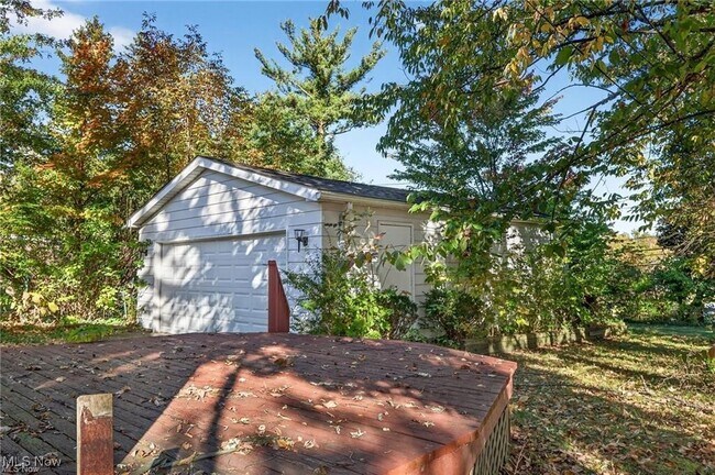 Building Photo - 4521 Golfway Rd