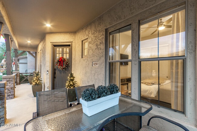 Building Photo - 9250 E Via De Vaquero Dr