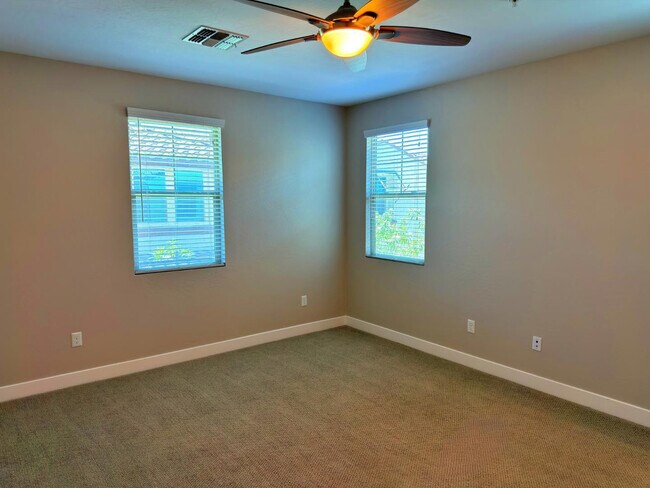 Building Photo - 3855 S McQueen Rd