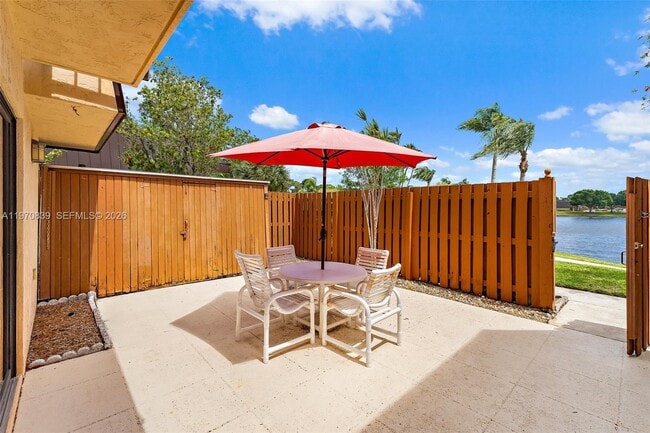 Building Photo - 5830 SE Windsong Ln