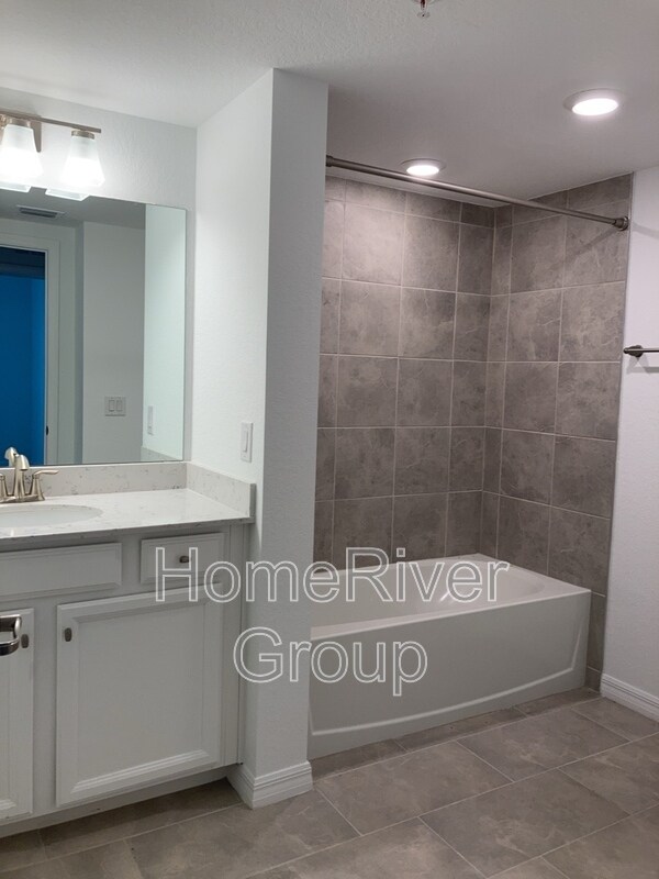 Building Photo - 12385 Ghiberti Cir
