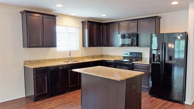 Building Photo - 2914 Whispering Pine Blvd