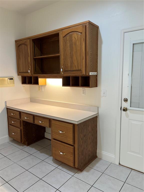 Building Photo - 415 Royal St