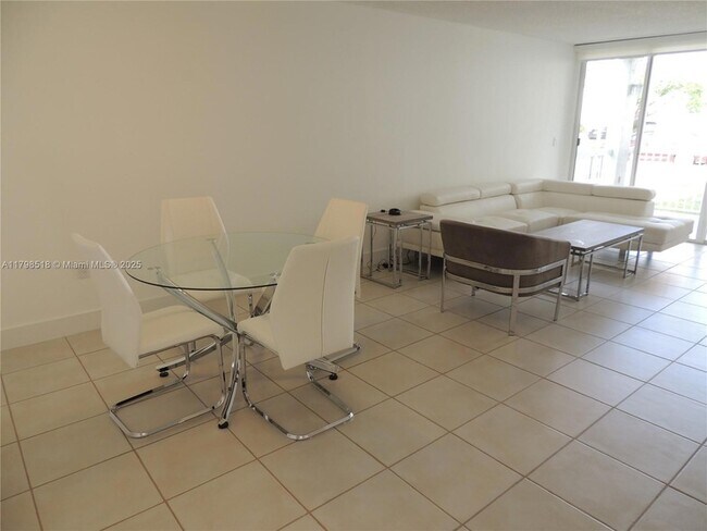 Building Photo - 4864 NW 97th Ct
