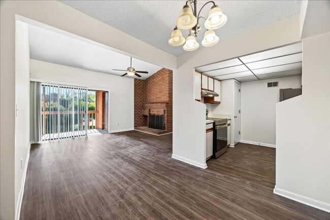 Building Photo - 113 Turtle Creek Rd