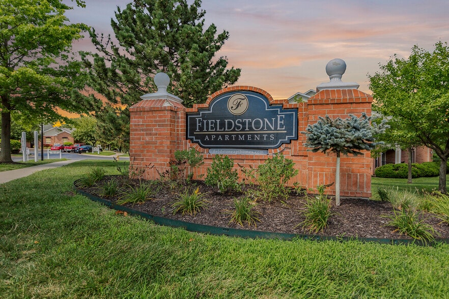 Fieldstone Apartments 1550215532 W 133rd St Olathe KS 66062