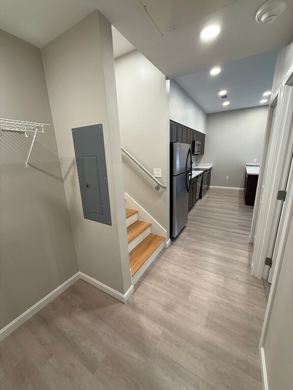 Building Photo - 6 Chatham St