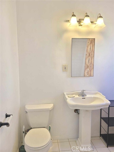 Building Photo - 2901 E Mariquita St