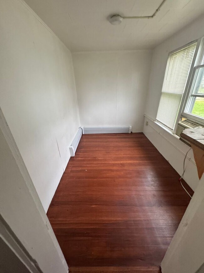 Building Photo - 1830 Superior Ave - Duplex