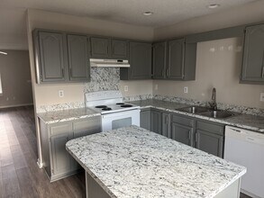 Building Photo - 3103 Brockhampton Ct