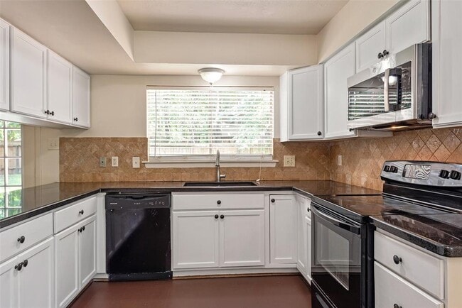 Building Photo - 1 Bellbird Ct