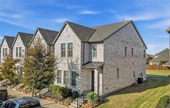 Building Photo - 4624 Piedras Lanzar Dr