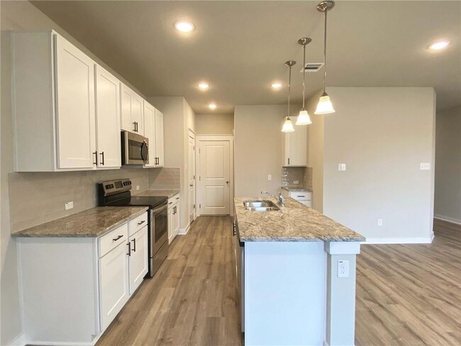 Building Photo - 195 Fieldwood Dr