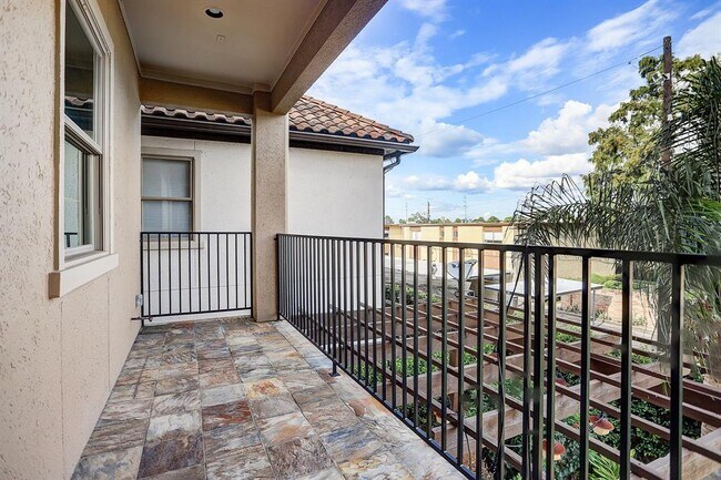 Building Photo - 7711 Pine Ridge Terrace Rd