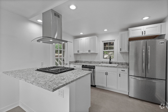 Building Photo - 1454 Elizabeth Blvd