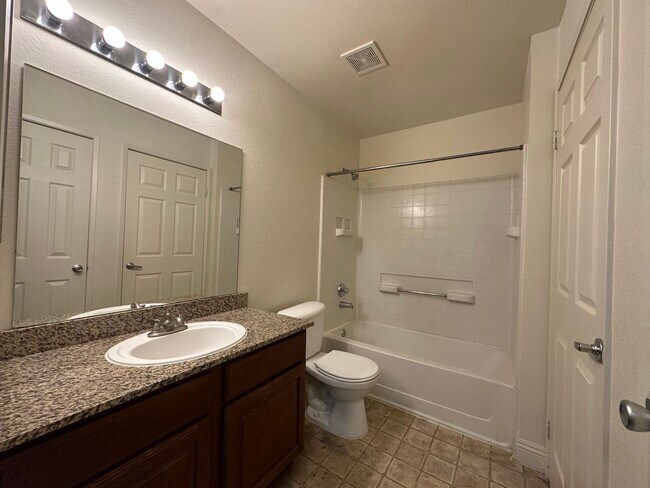Building Photo - 1st Floor Condo! for rent in Las Vegas Nevada.