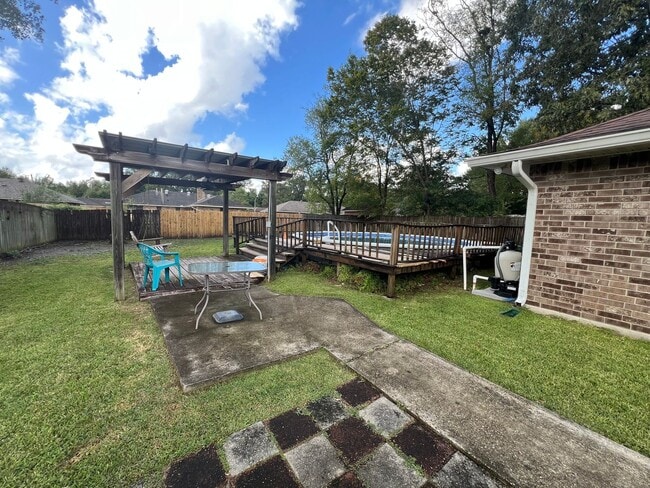 Building Photo - Home for Lease