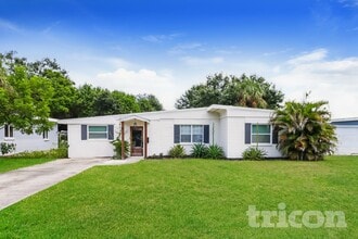 Building Photo - 5827 10th St N