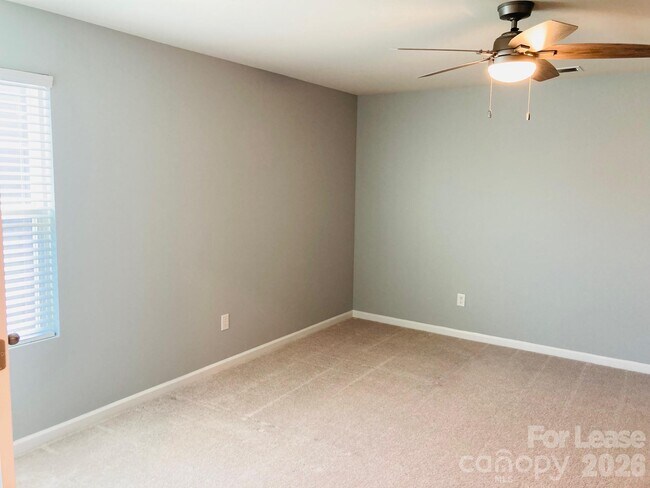 Building Photo - 3242 Treyson Dr