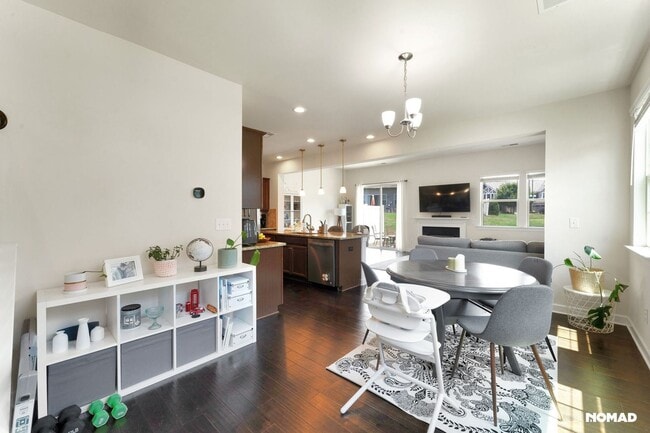 Building Photo - 5620 Garrow Glen Rd