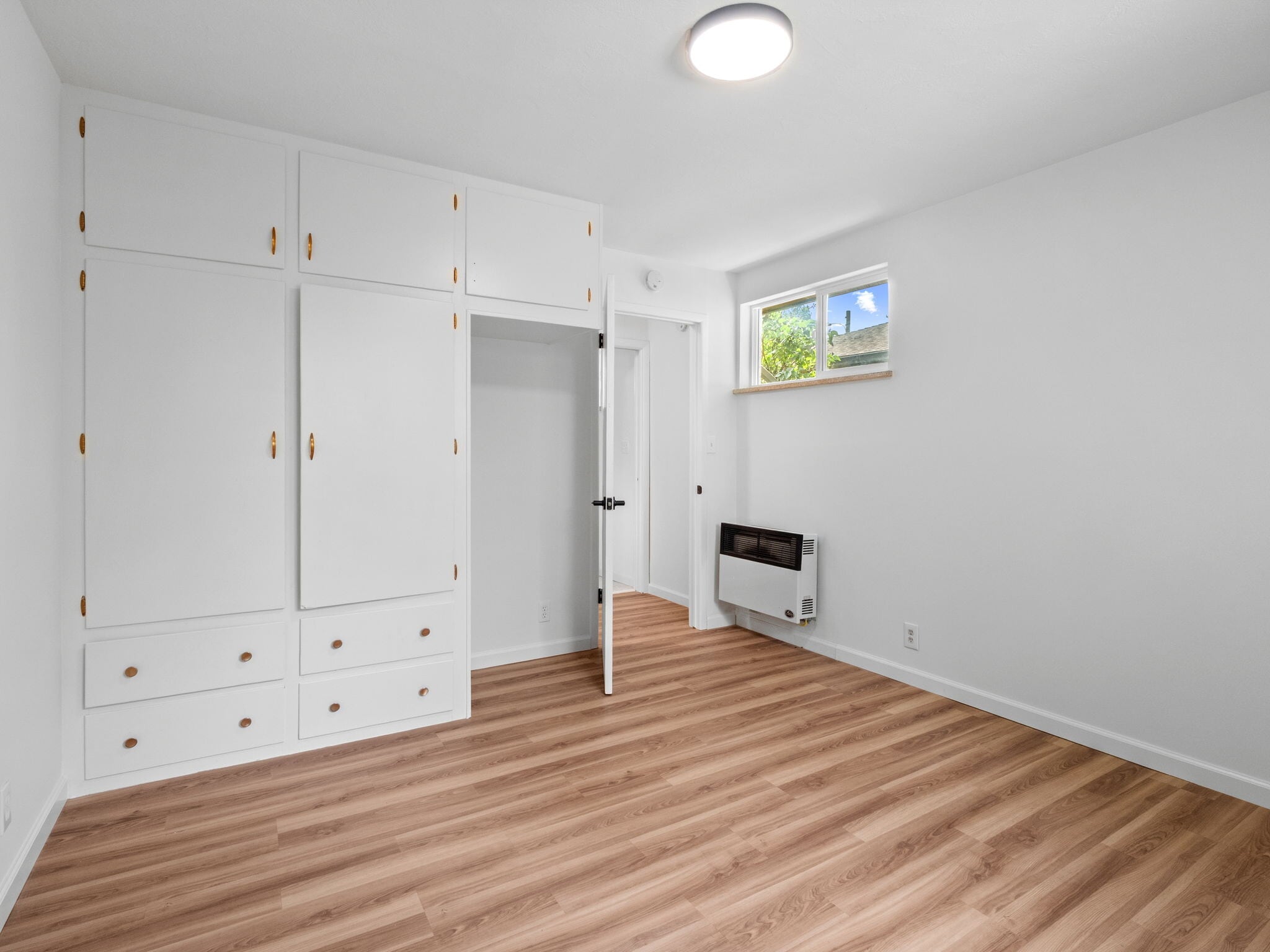 Building Photo - 745 38th St