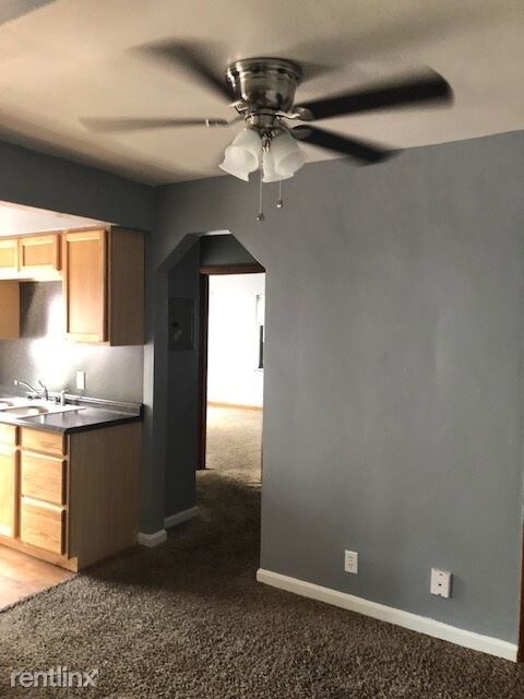 Building Photo - 1215 Elberta Cir