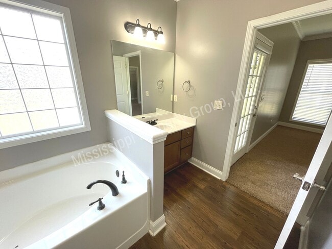 Building Photo - 3BR/2.5BA Home For Rent