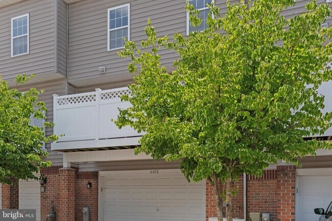 Building Photo - 8852 Purple Iris Ln