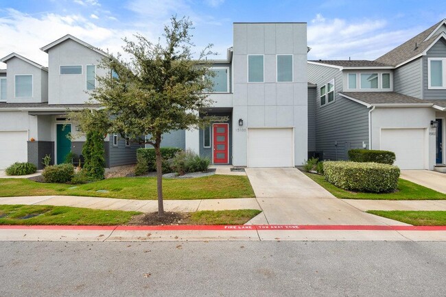 Building Photo - 15100 Forum Ave