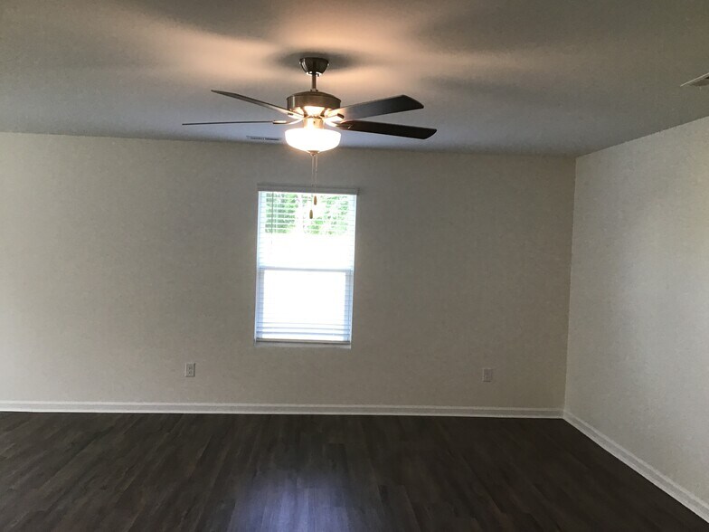Building Photo - 1017 Jt Westfield Dr