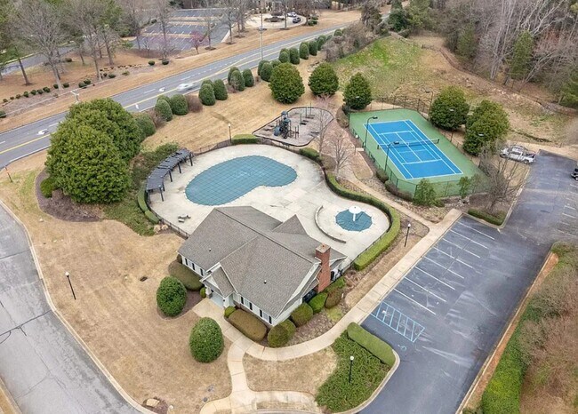 Building Photo - 2 Dillworth Ct