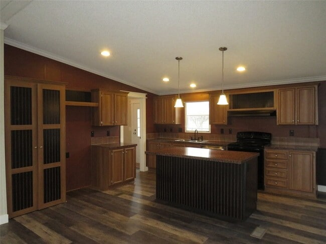 Building Photo - 2141 Crockett Rd