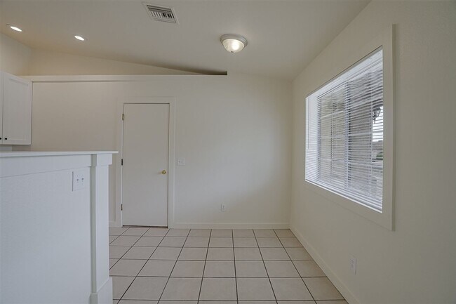 Building Photo - 7020 E Burro Ln