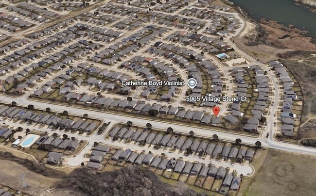 Building Photo - 5005 Village Stone Ct