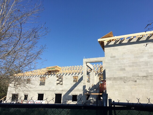 Building Photo - A 2018 new construction, energy efficient ...