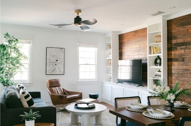 Building Photo - 29 Kennedy St