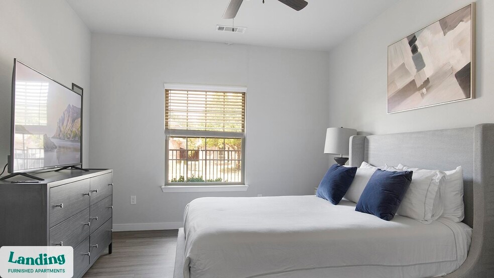 Building Photo - 8200 Clarksprings Dr