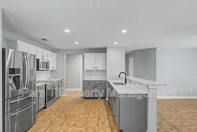 Building Photo - 4 Bainbridge Way