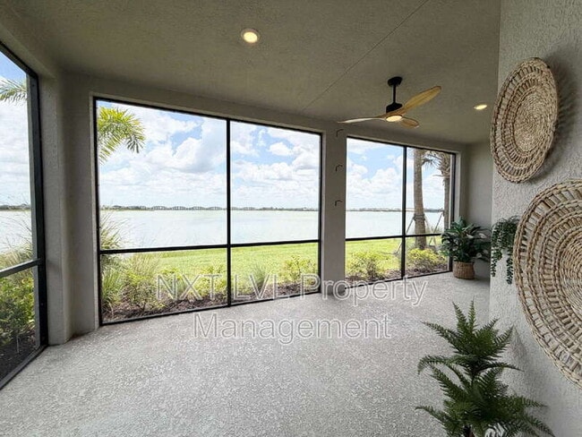 Building Photo - 16570 Ridgeview Cir