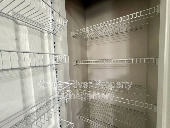 Building Photo - 11251 Campfield Dr